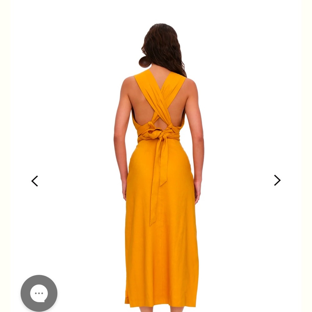 Elegant Yellow Sleeveless Dress - Picture 2 of 6